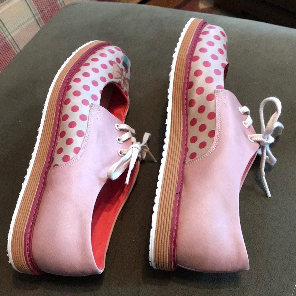 Funky Shoes - Picture 4 of 7